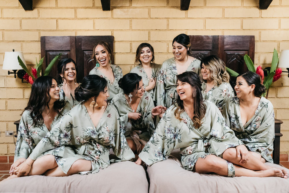 Bride Bridesmaids Dressing Gown Robe Guatemala Wedding Daniel Lopez Perez Photography