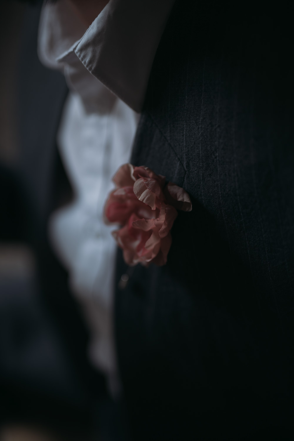 Groom Buttonhole Pink Italy Elopement Ideas Gradisca Portento Fotografica