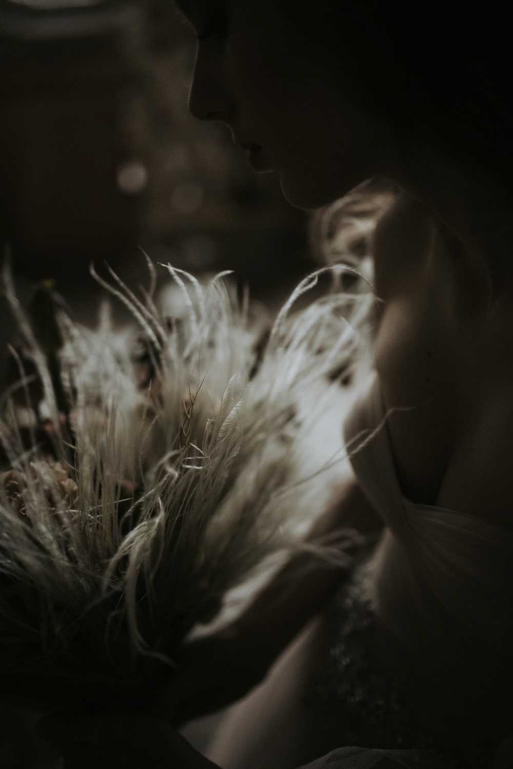 Bouquet Flowers Bride Bridal Pampas Grass Rose Poppy Seed Heads Italy Elopement Ideas Gradisca Portento Fotografica
