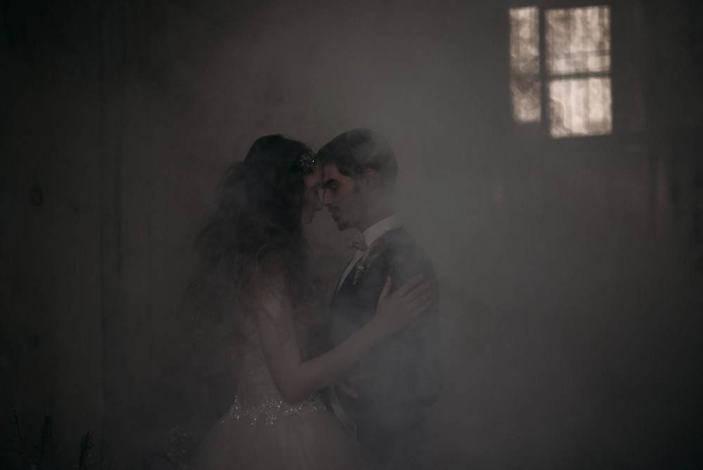 Smoke Bomb Italy Elopement Ideas Gradisca Portento Fotografica
