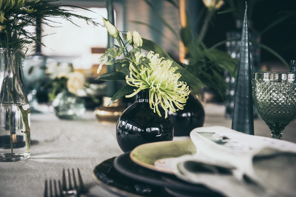 Table Tablescape Decor Greenery Foliage Black Tableware Candles Glasses Modern Wedding Ideas Cat Arwel Photography