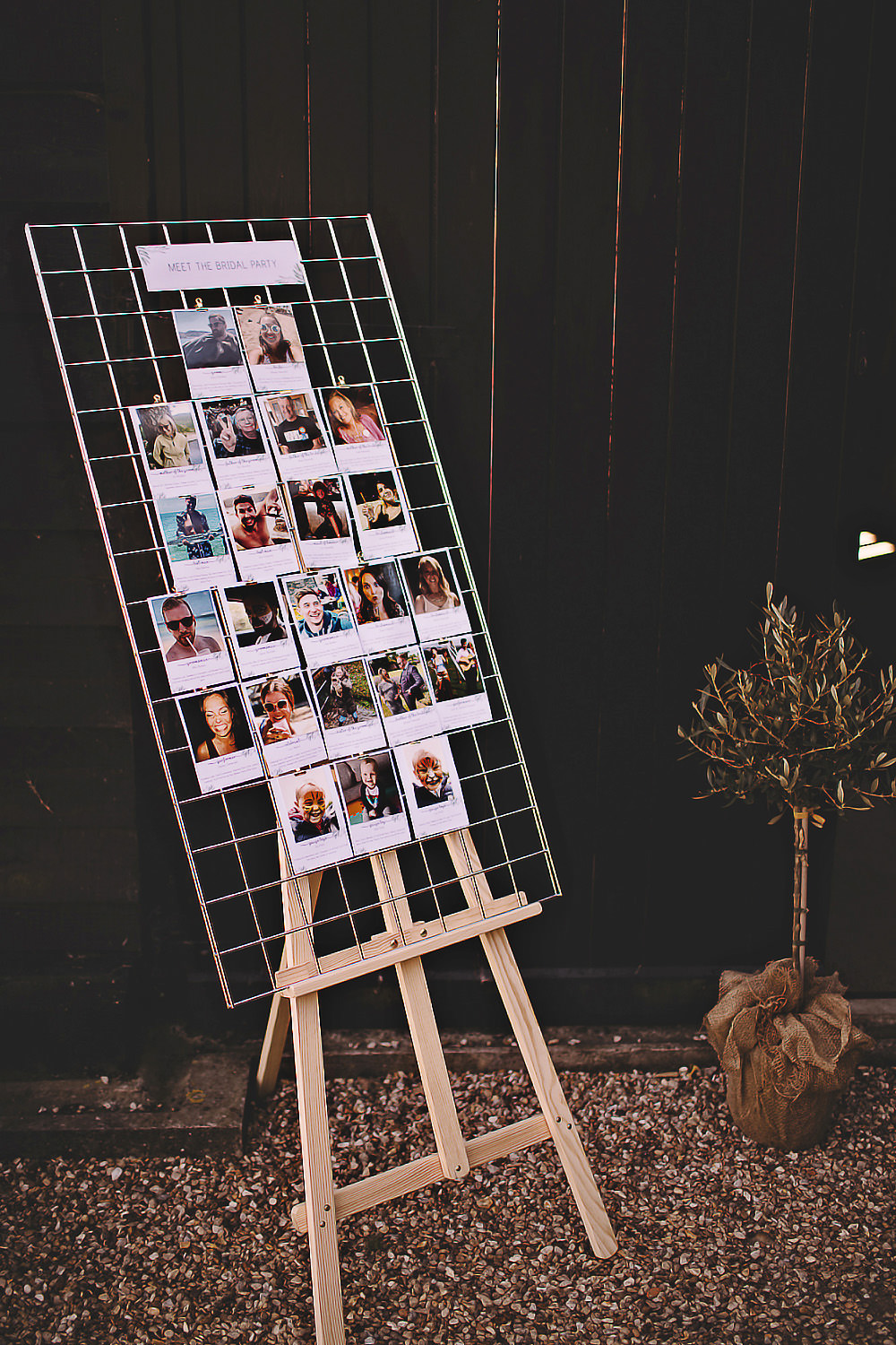 Meet Wedding Party Photos Sign Signs Sgiange Suffolk Barn Wedding Carrie Lavers Photography
