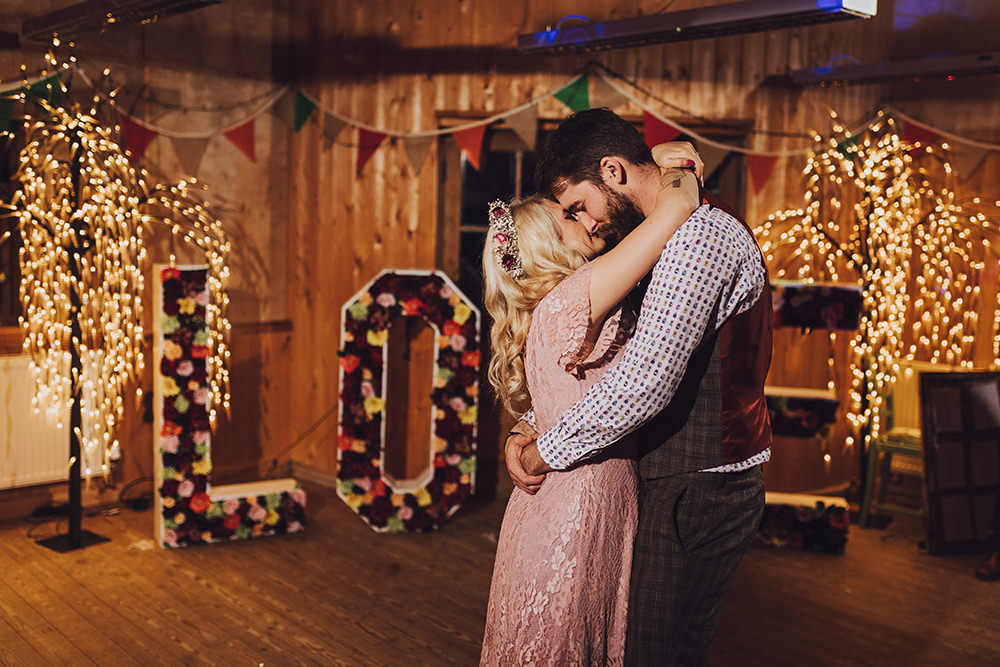 Giant Love Letters Treehouse Wedding Honeydew Moments