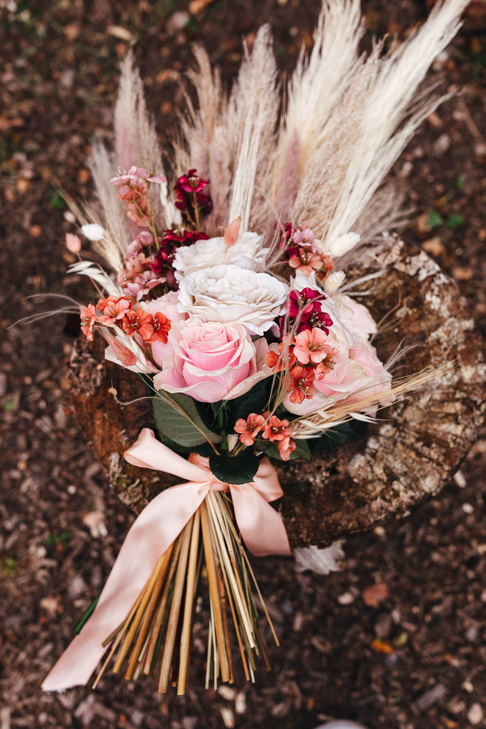Bohemian Elopement Kirsty Mackenzie Photography Bouquet Flowers Bride Bridal Pink Rose Pampas Grass