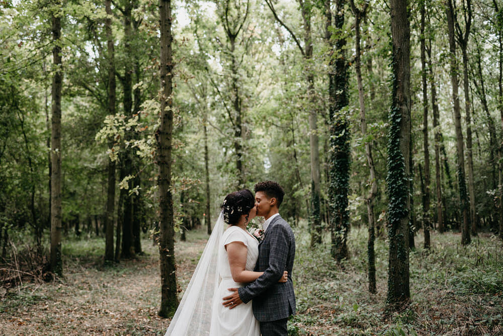 Cotswold Woodland Glamping Wedding Elaine Williams Photography