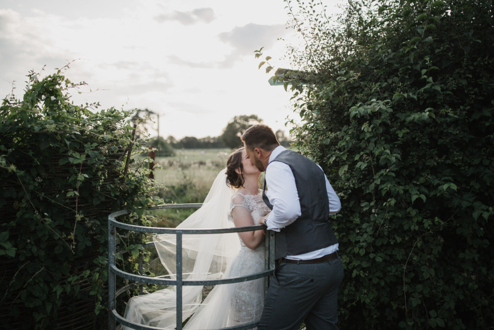 Field Kitchen Wedding Siobhan Amy Photography