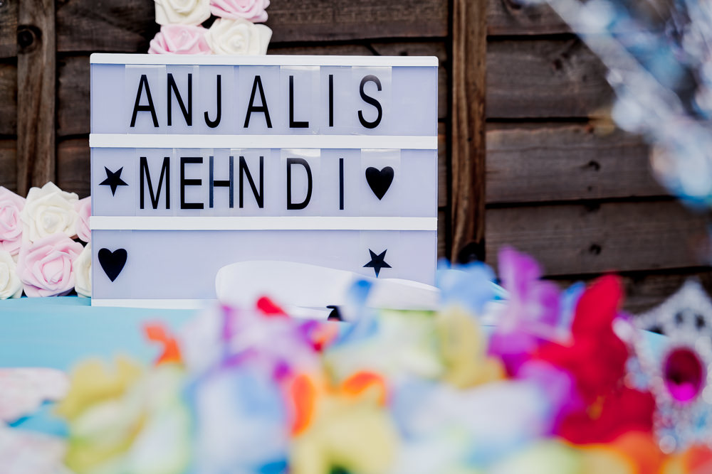 Indian Wedding UK Laura May Photography Mendhi