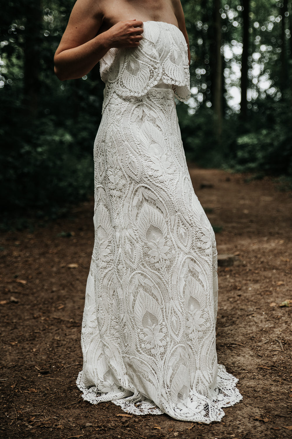 Micro Wedding Ideas Gareth J Photography Dress Gown Bride Bridal Strapless Lace Lisa Lyons