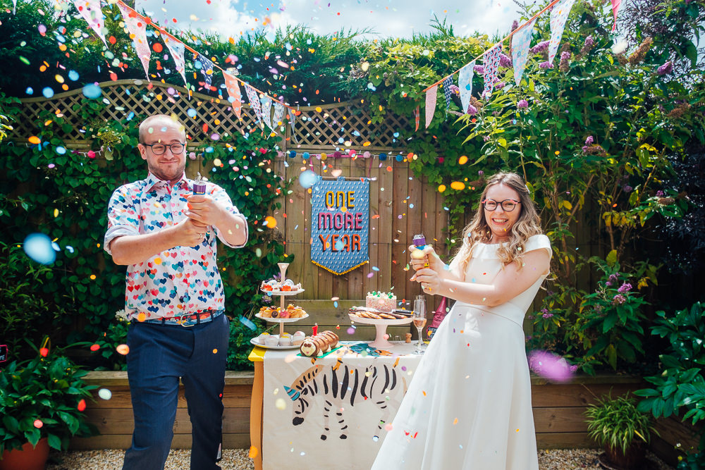 Confetti Pop Pandemic Wedding Anna Pumer Photography