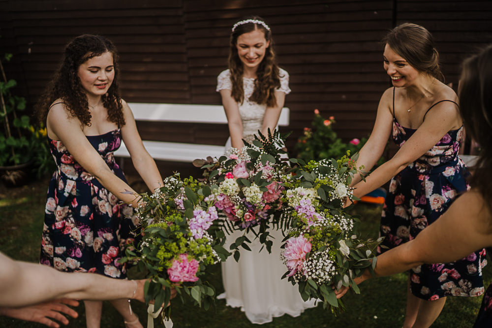 Bridesmaids Bridesmaid Dress Dresses Floral Bouquets Socially Distanced Wedding Tiffany Gage Photography