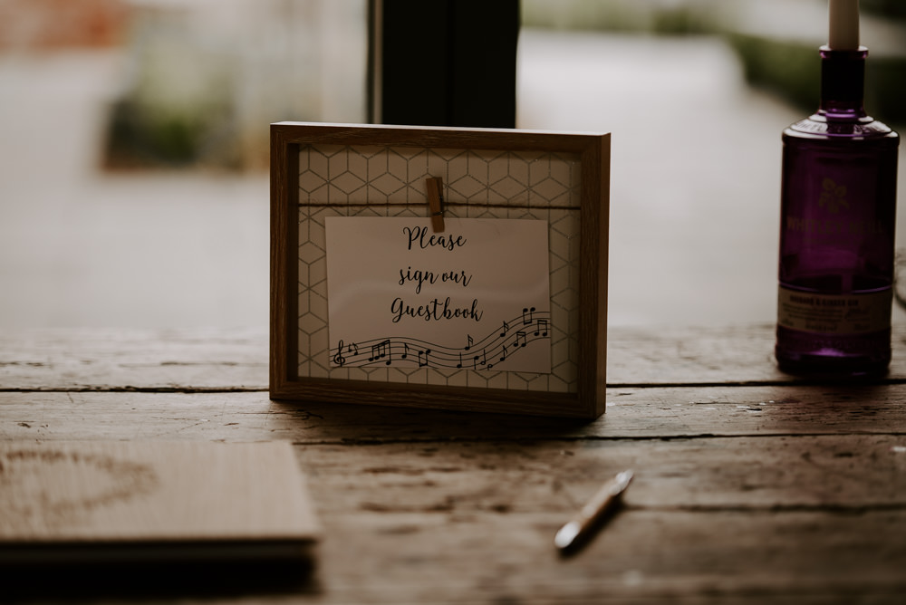 Guest Book Sign Hazel Gap Barn Wedding The Light Painters
