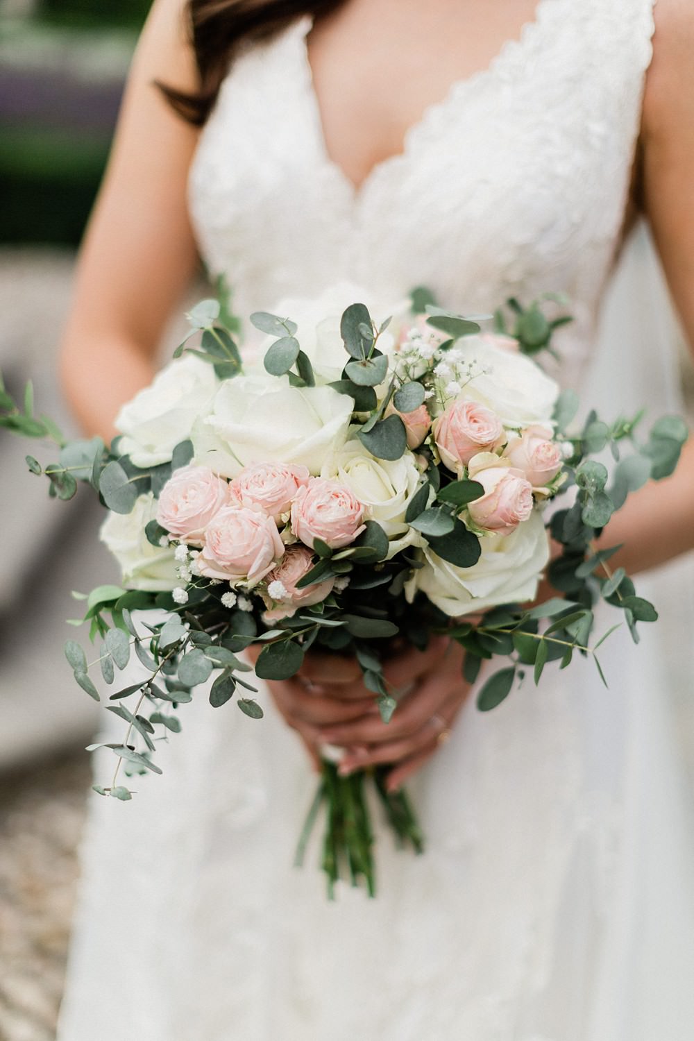 Bouquet Flowers Bride Bridal Pink Cream Rose Eucalyptus Irish Indian Wedding Jacob & Pauline Photography