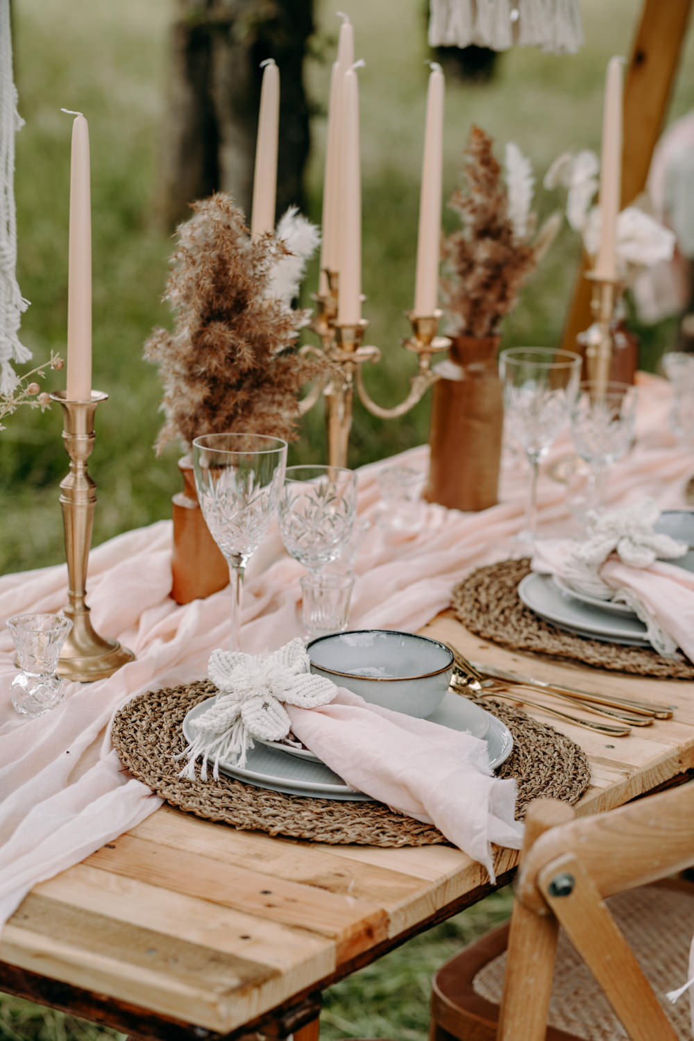 Place Setting Napkin Flower Sustainable Wedding Ideas EKR Pictures