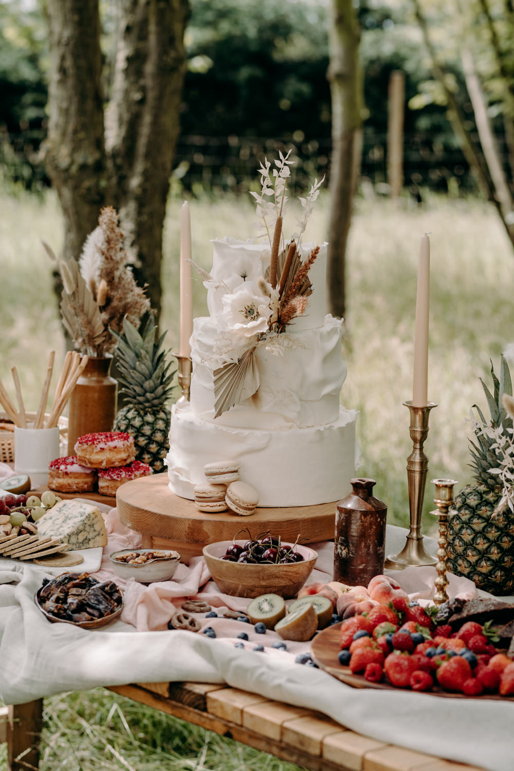 Sustainable Wedding Ideas EKR Pictures Cake Table Dessert Food Grazing Sharing