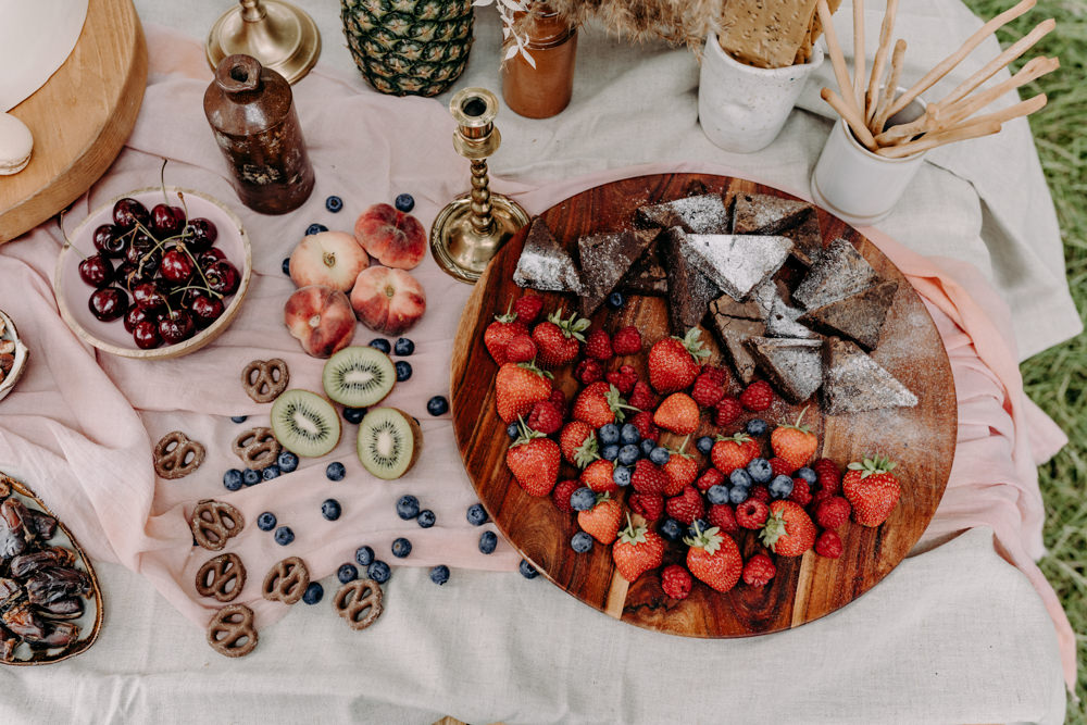 Sustainable Wedding Ideas EKR Pictures Cake Table Dessert Food Grazing Sharing