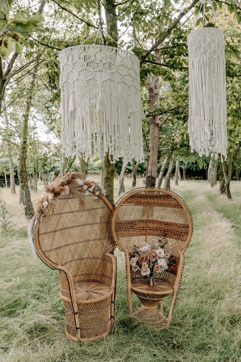 Peacock Chairs Macrame Flowers Sustainable Wedding Ideas EKR Pictures