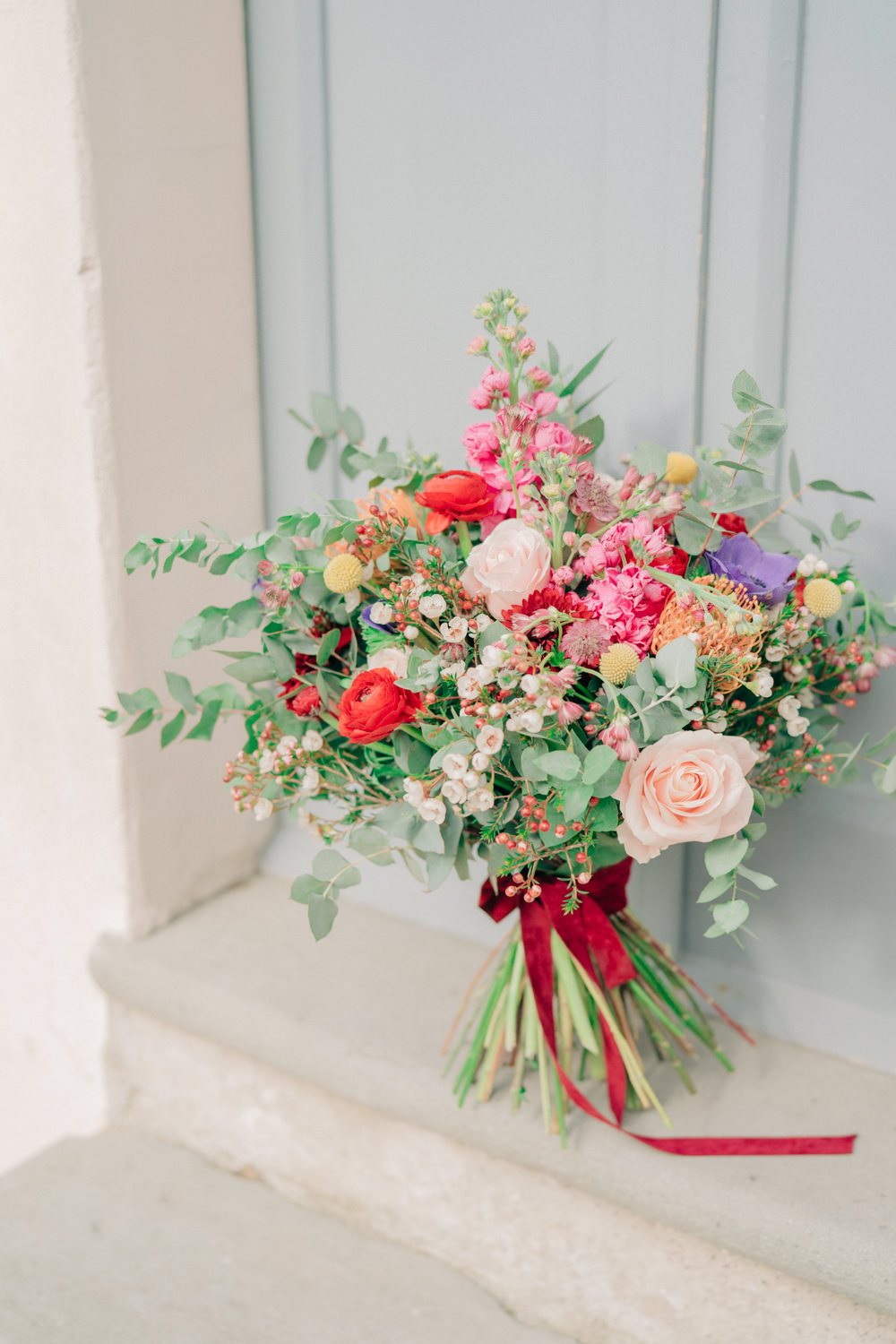 Bouquet Flowers Bride Bridal Pink Red Rose Ranunculus Ribbon Tuscan Wedding Ideas Giuseppe Giovannelli