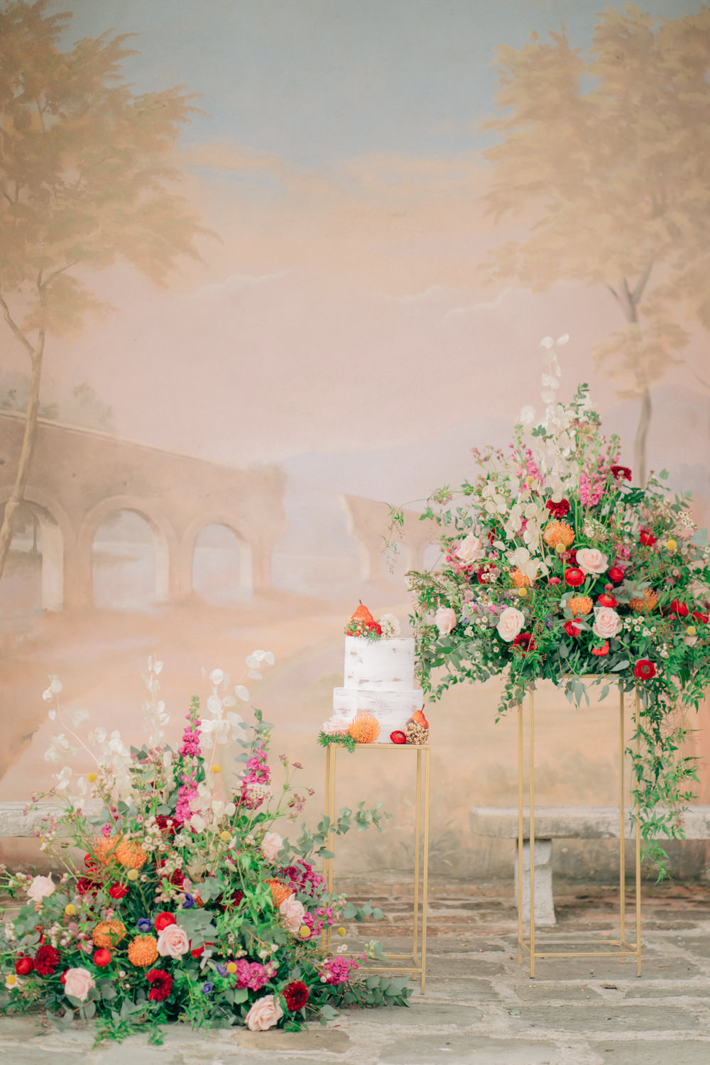Cake Table Flower Floral Installation Tuscan Wedding Ideas Giuseppe Giovannelli