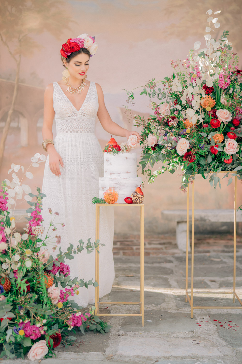 Cake Table Flower Floral Installation Tuscan Wedding Ideas Giuseppe Giovannelli