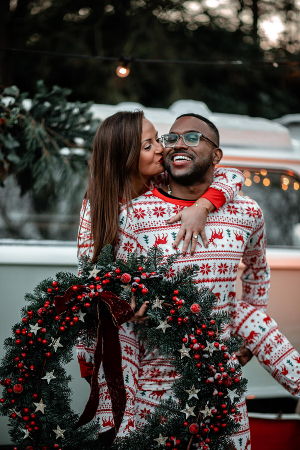 Christmas Engagement Avalon Photography Wreath