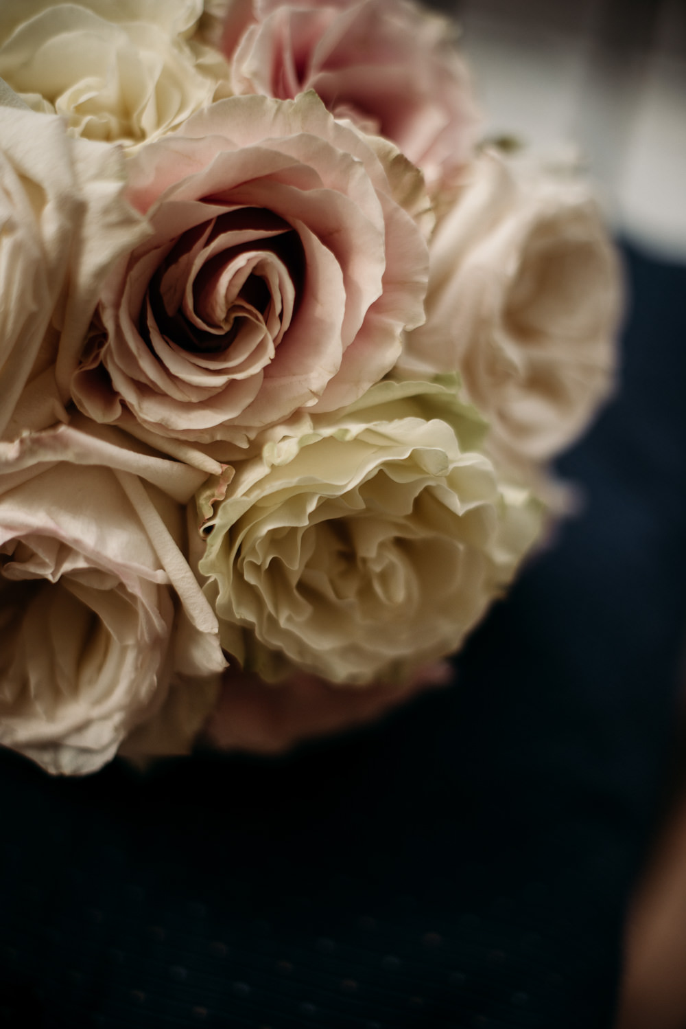 Rose Bouquet Bride Bridal Lake Garda Wedding Argentieri Anthony Photography