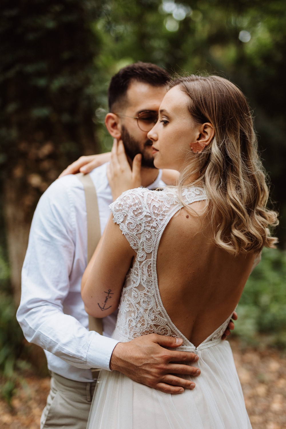 Bride Bridal Hair Style Waves Natural Wedding Ideas Frame Of Love