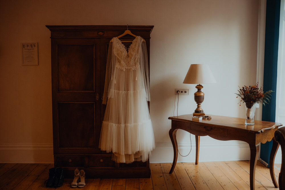 Dress Gown Bride Bridal Gala Tulle Sleeves Cape Scottish Elopement Belle Art Photography