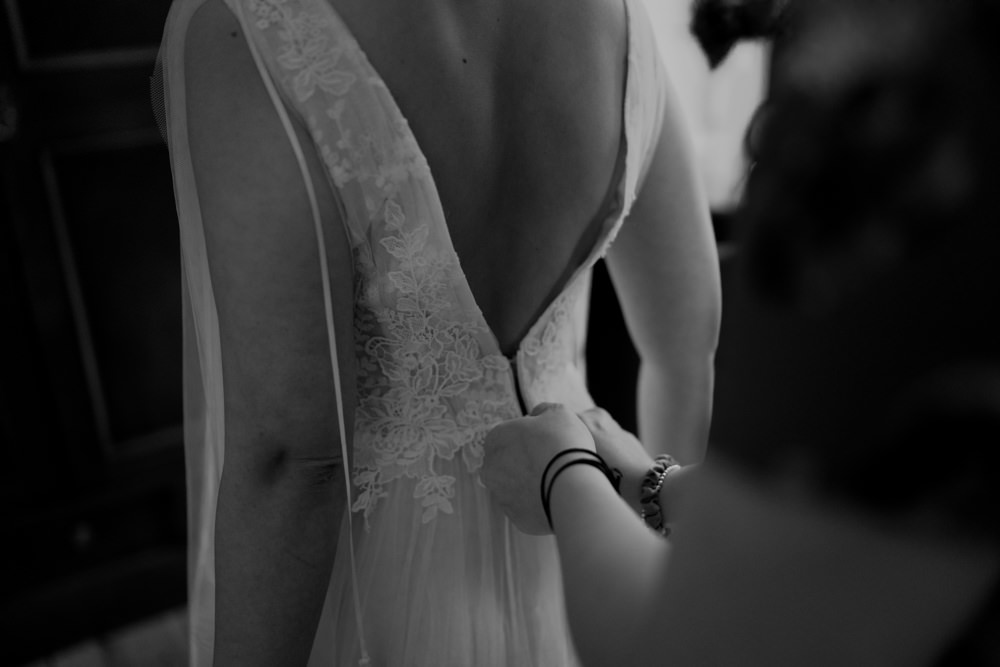 Dress Gown Bride Bridal Gala Tulle Sleeves Cape Veil Scottish Elopement Belle Art Photography