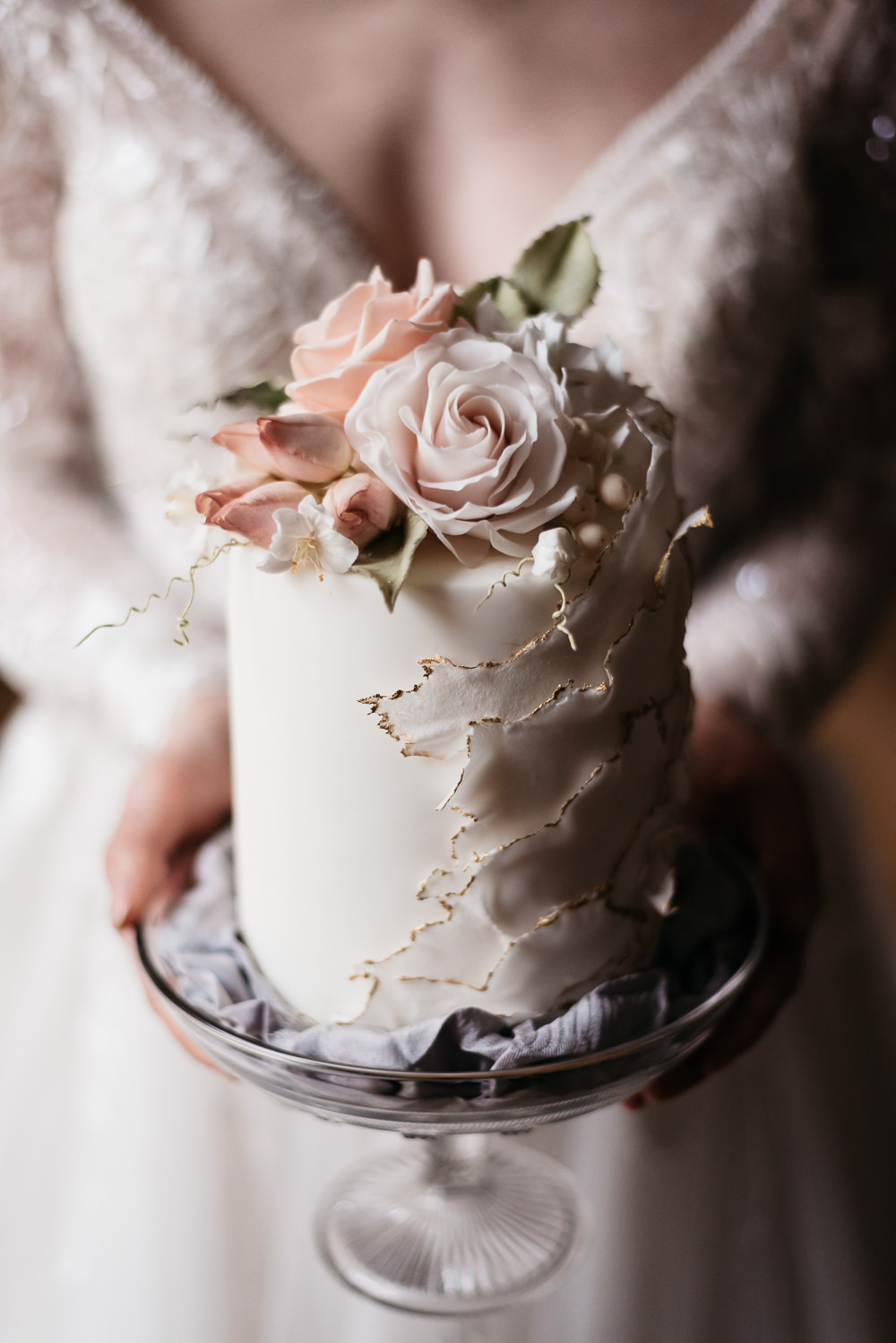 Gold Cake Iced Flowers Swan Lake Wedding Ideas Salsabil Morrison