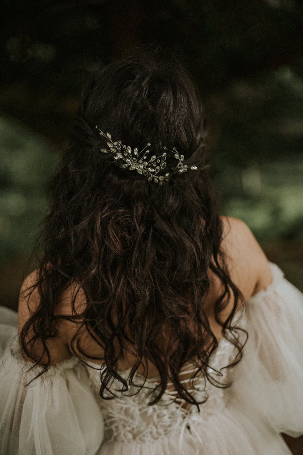 Bride Bridal Hair Style Waves Accessory Thirlestane Castle Wedding Bernadeta Kupiec Photography
