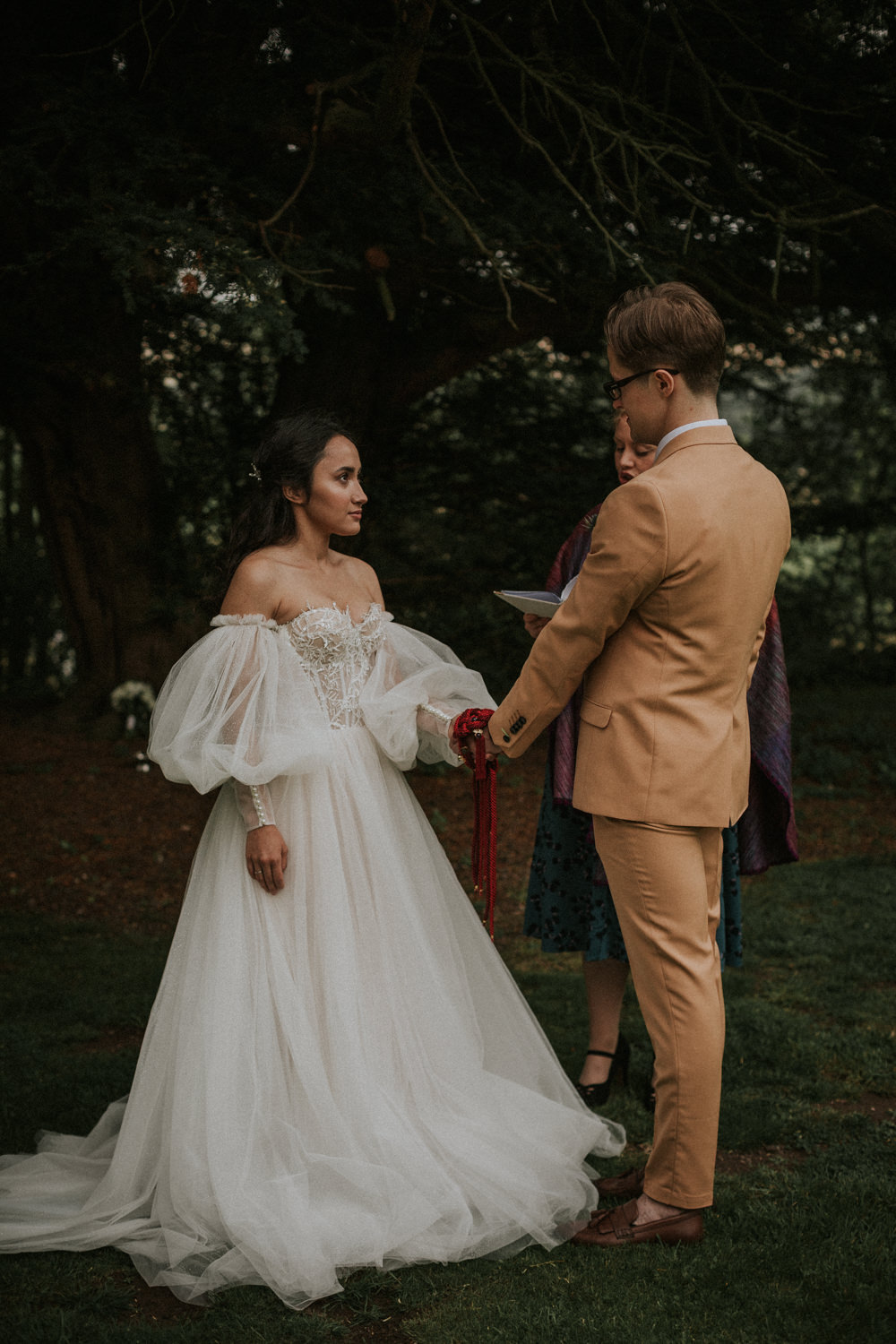 Handfasting Ceremony Thirlestane Castle Wedding Bernadeta Kupiec Photography
