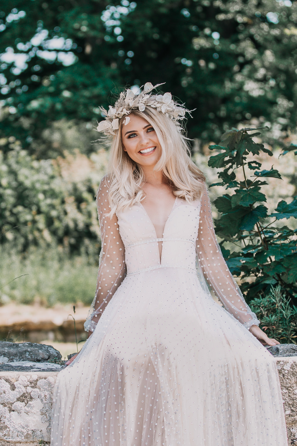 Earthy Boho Wedding Ideas with a Long Sleeved Sequin Dress Earthy Boho Wedding Ideas with a Long Sleeved Sequin Dress