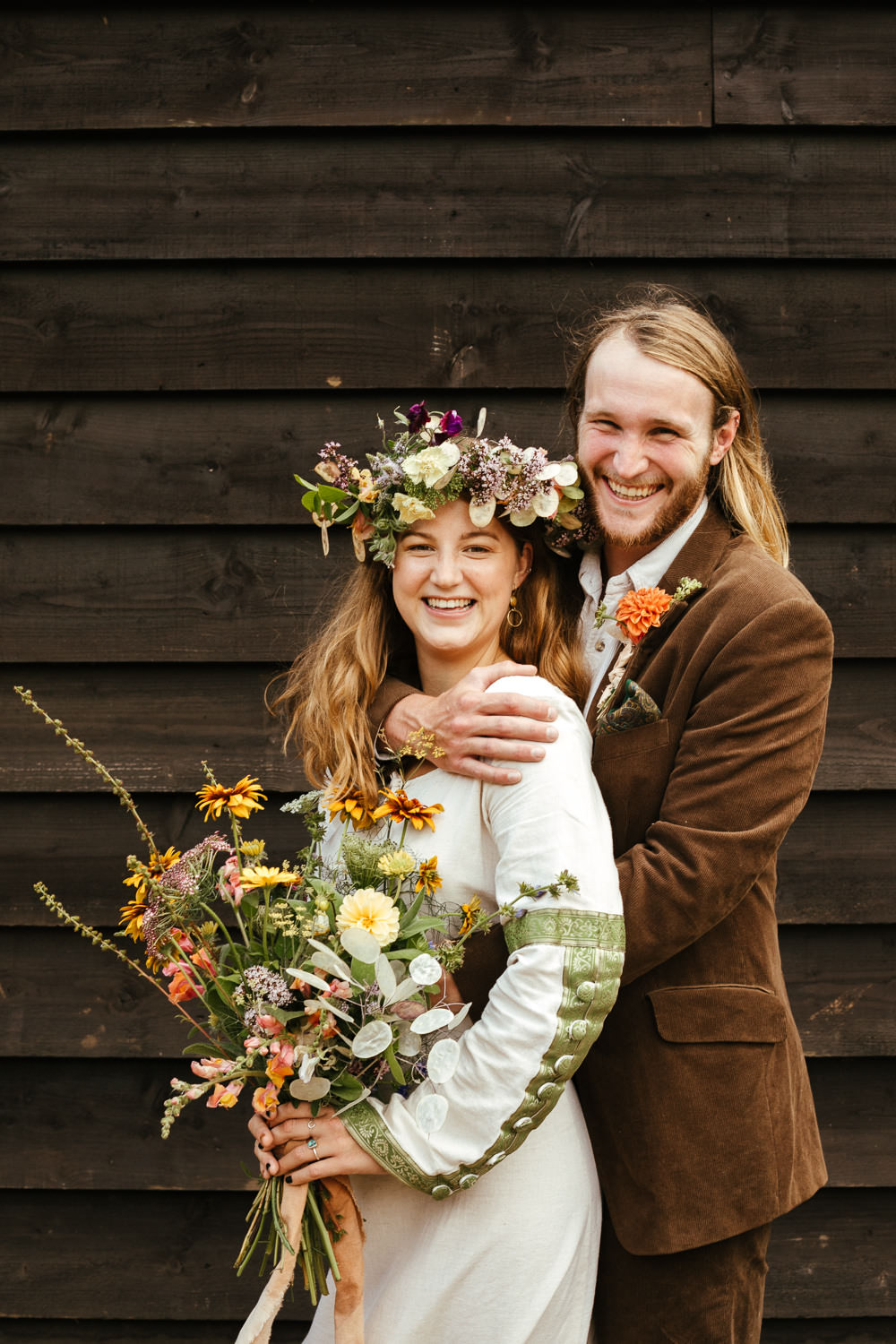 Old English Wedding Ideas with Vintage Decor \u0026 Foliage, image size:1000x1500