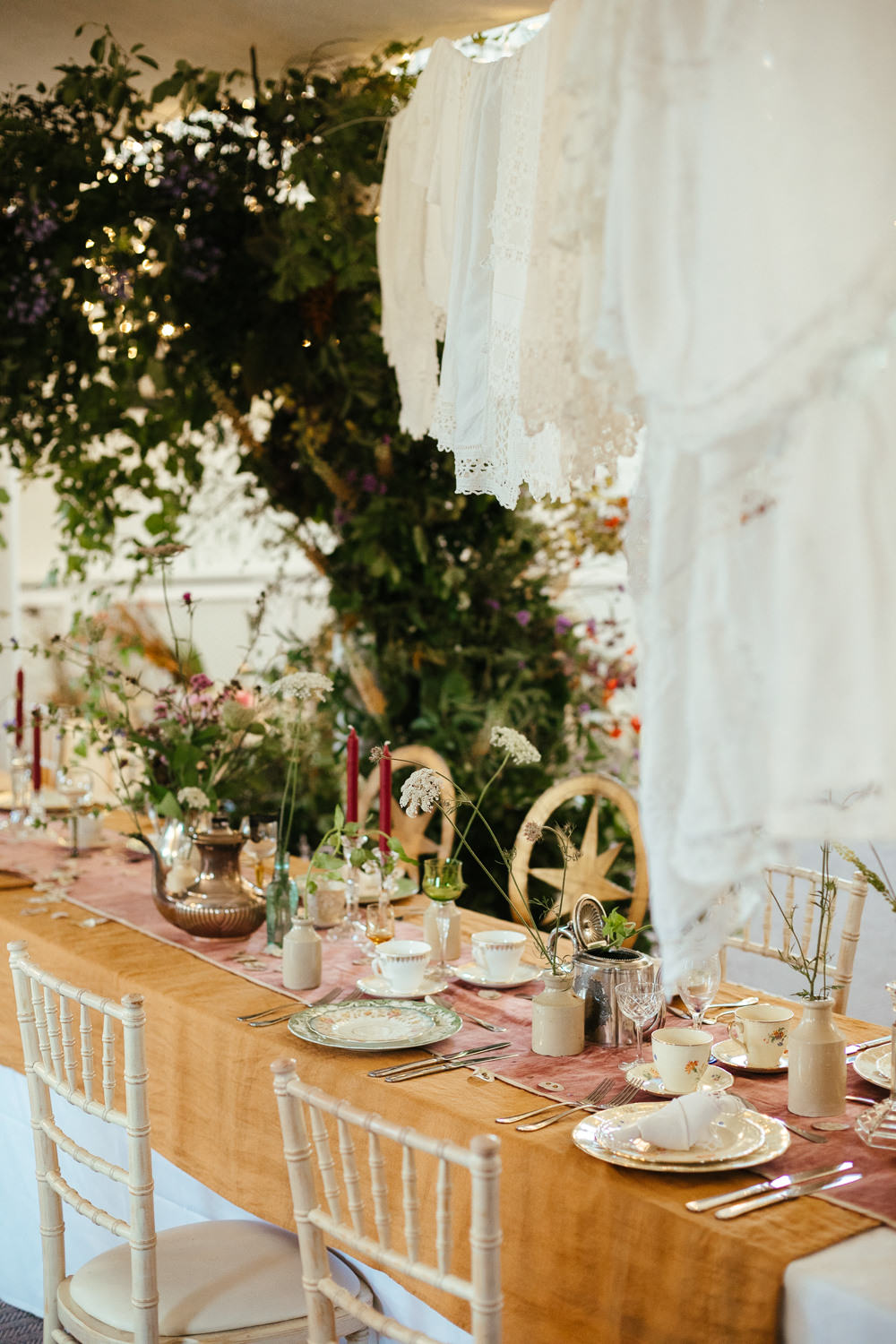 Table Tablescape Flower Installation Hanging Greenery Cloths Vintage Decor Old English Wedding Eneka Stewart