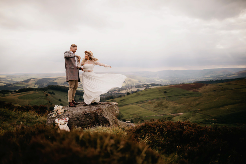 Peak District Elopement Fly On The Wall Photography