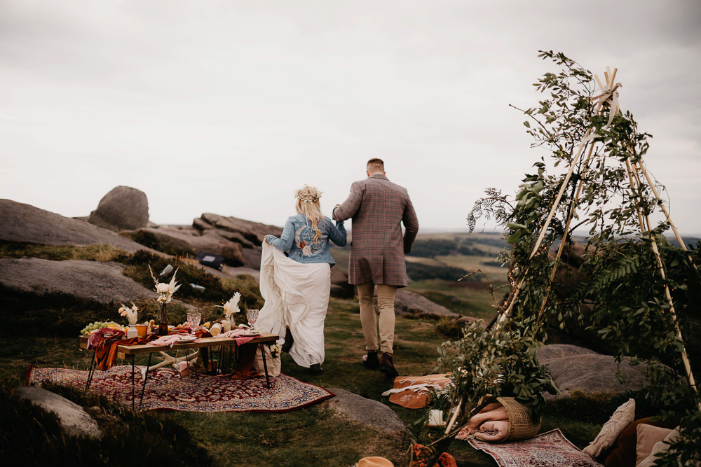 Peak District Elopement Fly On The Wall Photography Naked Tipi Backdrop Greenery Foliage