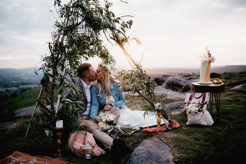 Peak District Elopement Fly On The Wall Photography Naked Tipi Backdrop Greenery Foliage
