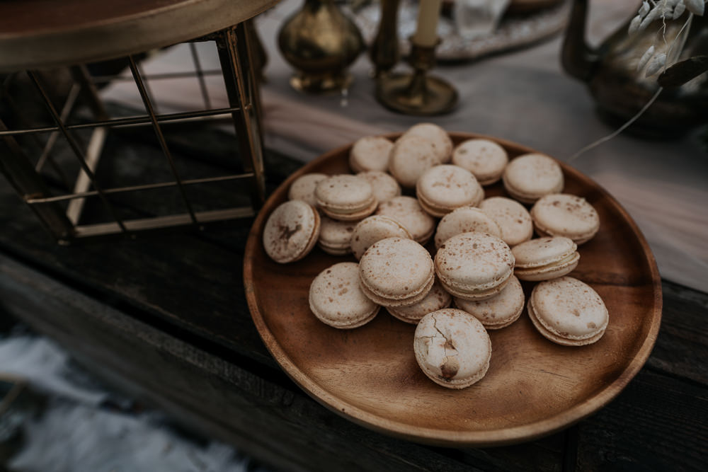UK Boho Elopement Jenny Appleton Macarons