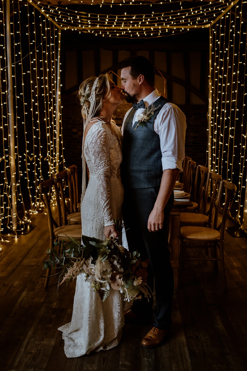 Barn Wedding Lights Sharron Gibson Decor Lighting Canopy Tunnel Table Decor Greenery Candles