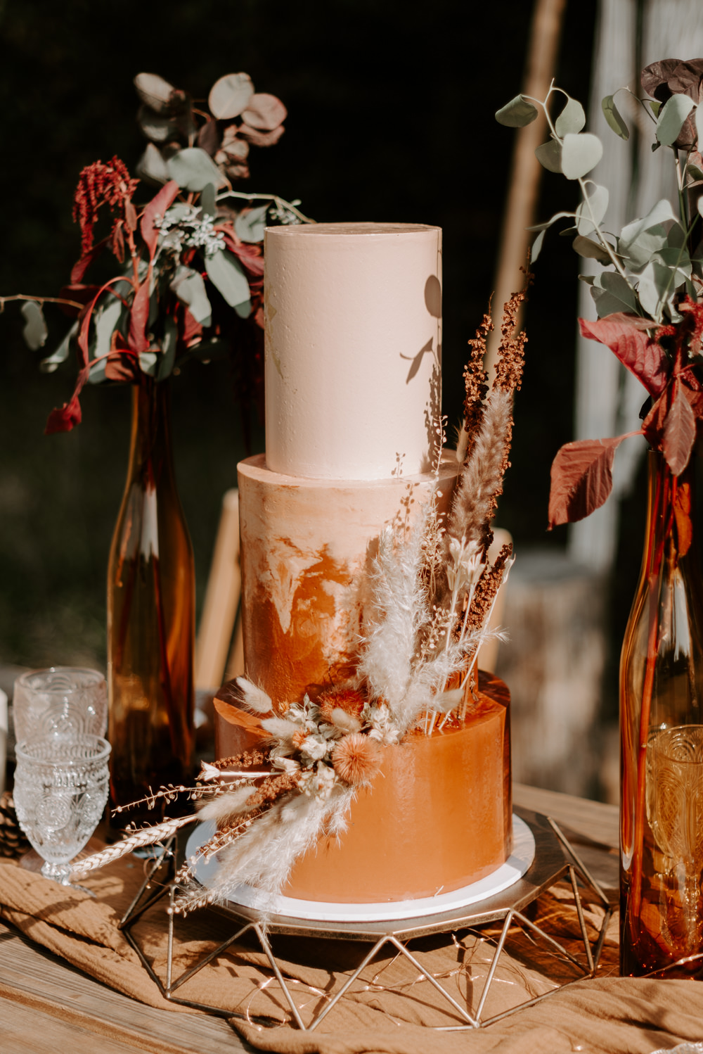Dried Flowers Rust Cake Burnt Orange Wedding Ideas Laura Williams Photography