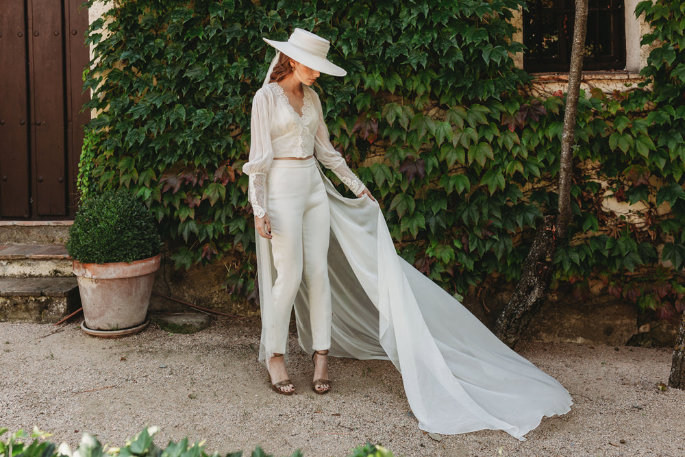 Bride Bridal Trousers Jumpsuit Veil Hat Cape Intimate Wedding Spain Ofelia Matos