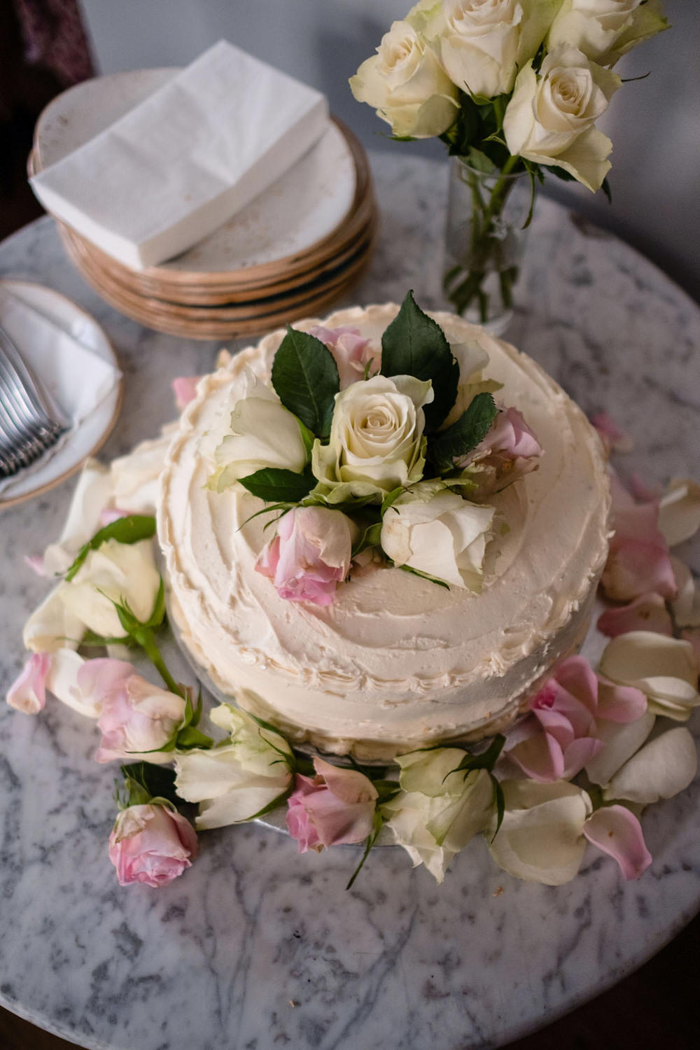 Buttercream Cake Flowers Rose London Town Hall Wedding Helen Abraham Photography