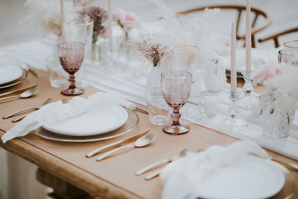 Table Tablescape Decor Pampas Grass Glasses Candles Gold Cutlery Stylish Pink Wedding Ideas Luke Fotoliv