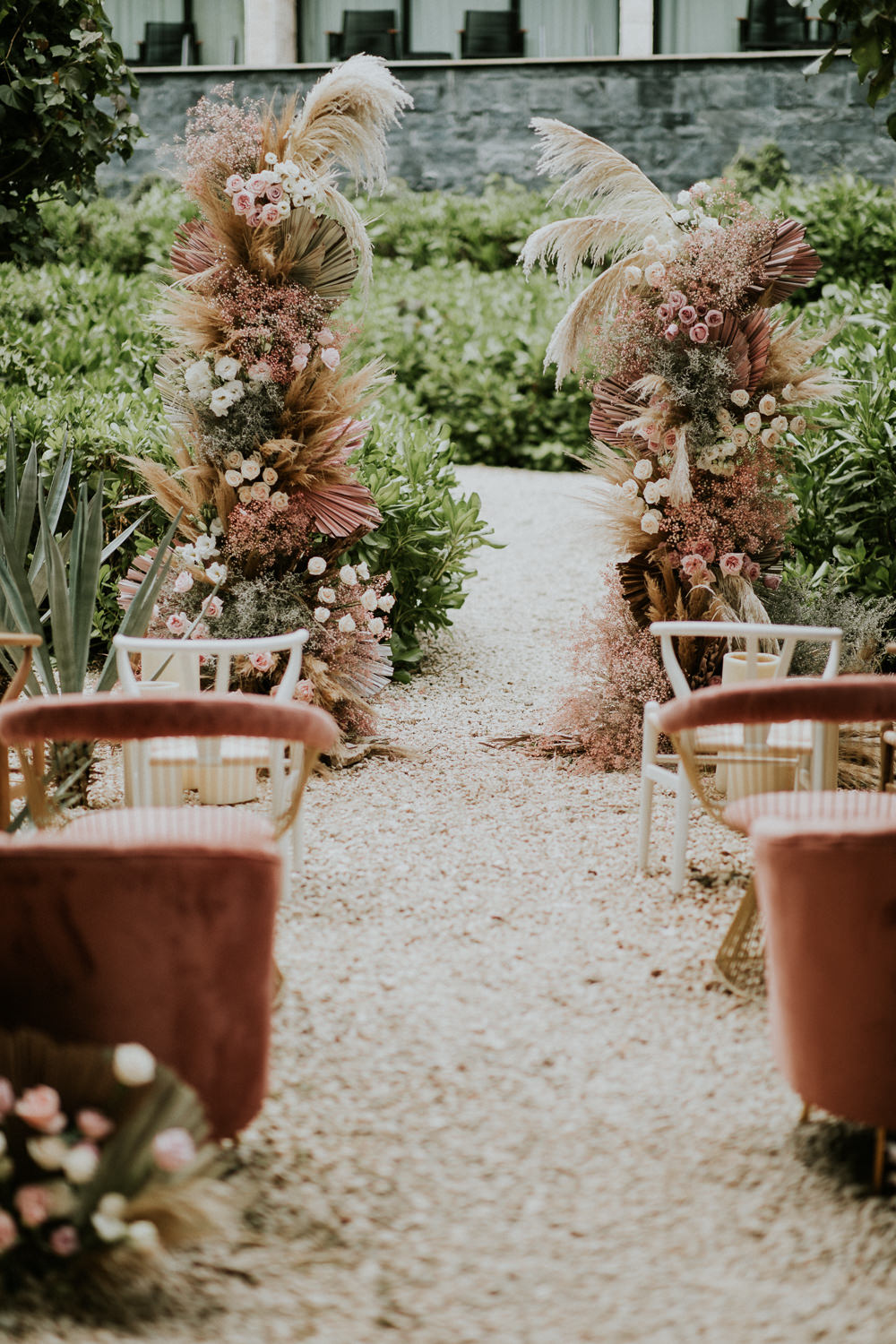 Ceremony Velvet Chairs Flower Arch Installation Stylish Pink Wedding Ideas Luke Fotoliv