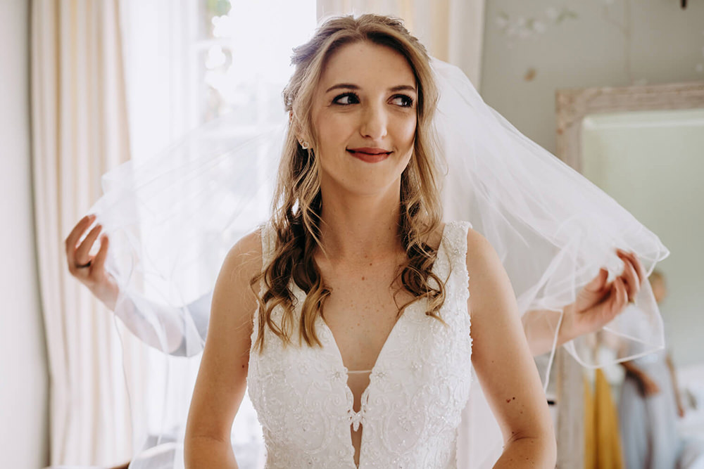 Thirty Guest Wedding Fox and Beau Photography Bride Bridal Veil