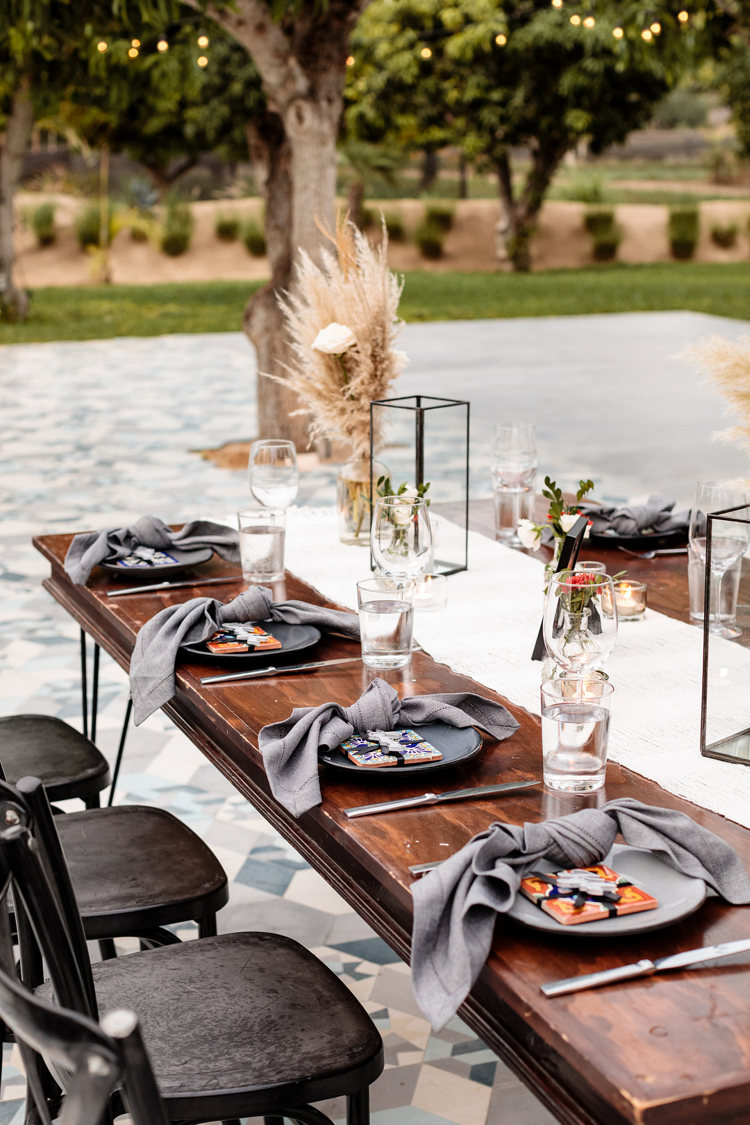 Acre Baja Wedding Anna Gomes Photo Table Decor Flowers Orange Pampas Grass Candles