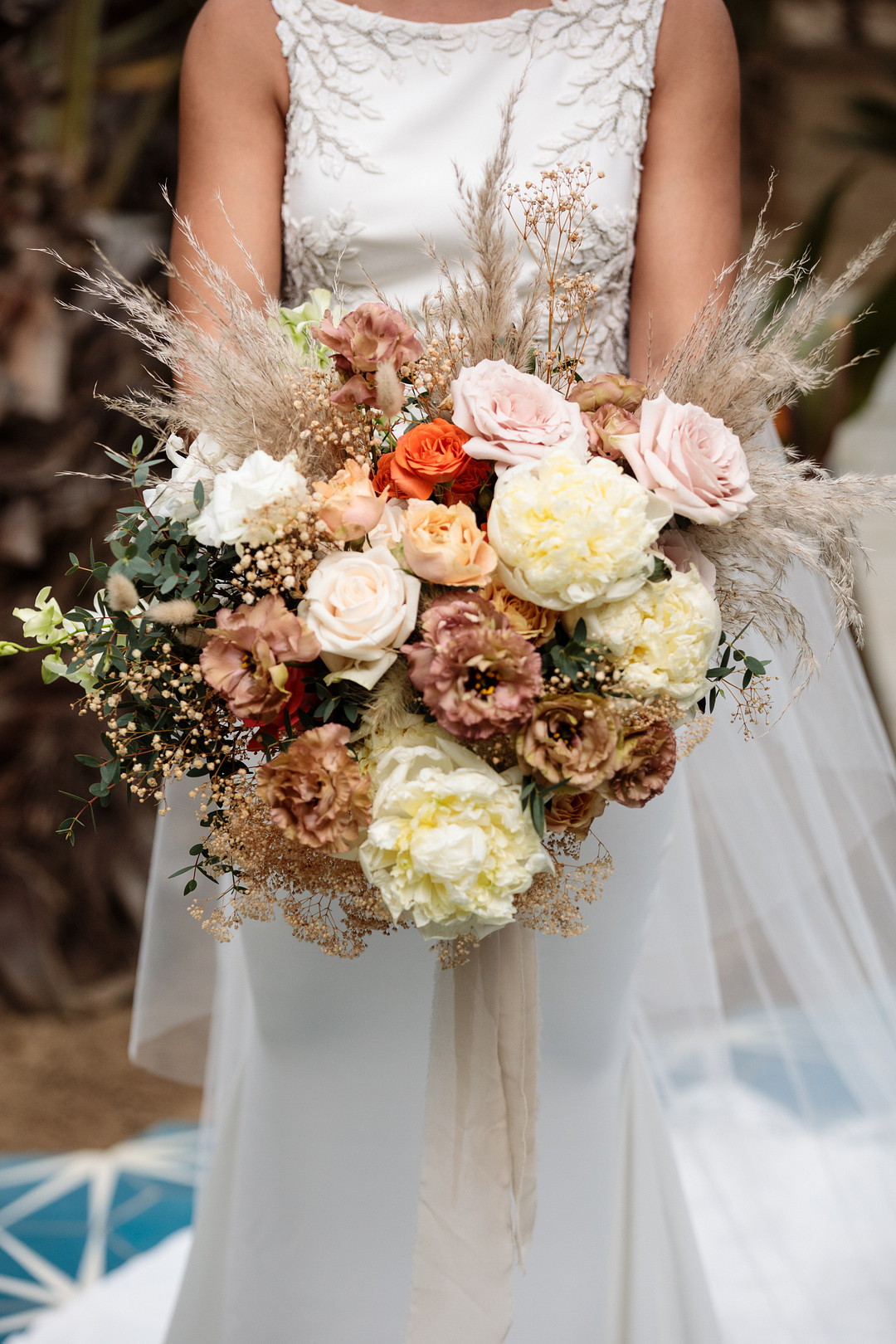Bouquet Flowesr Bride Bridal Rose Pampas Grass Acre Baja Wedding Anna Gomes Photo