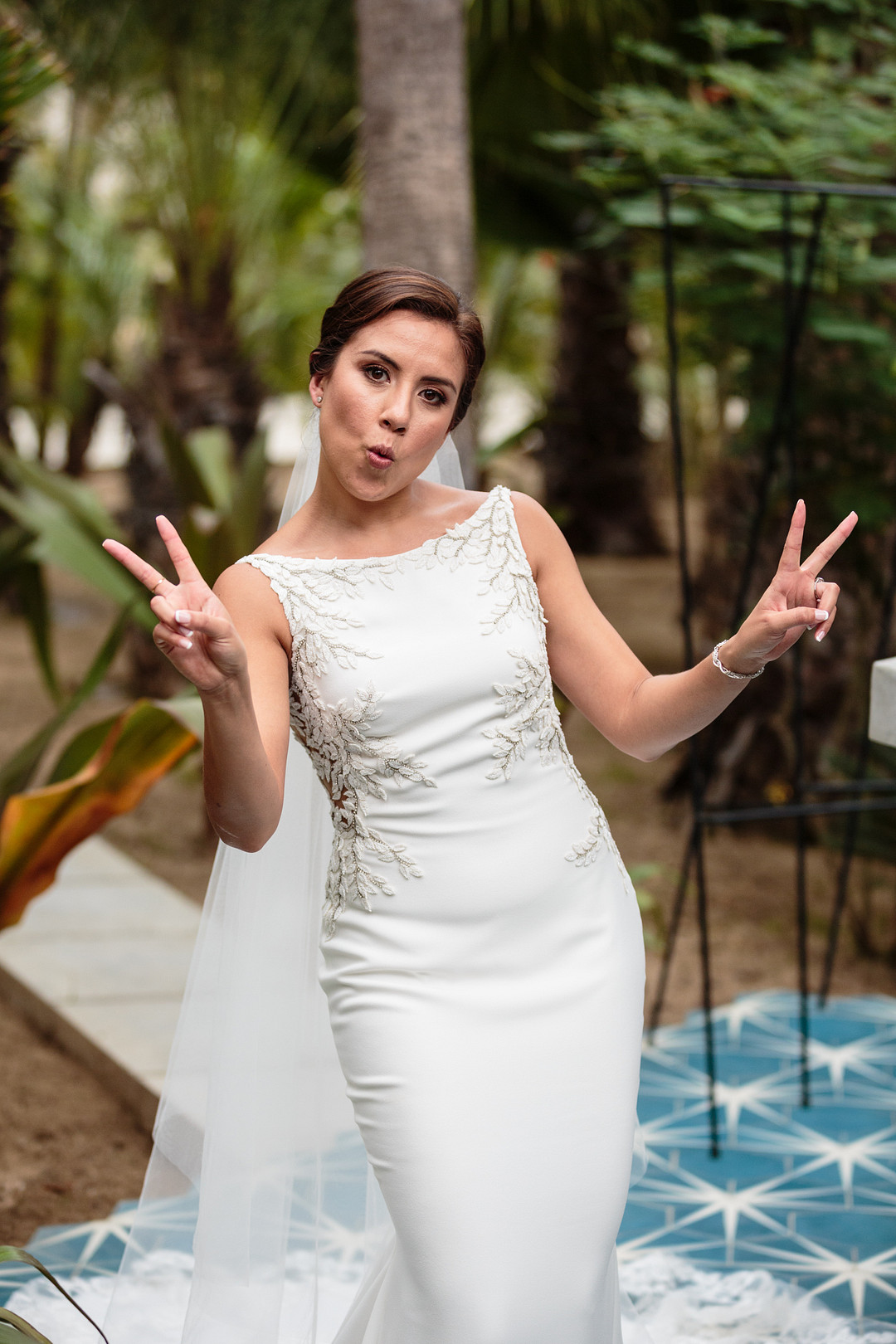 Acre Baja Wedding Anna Gomes Photo Dress Gown Bride Bridal Veil