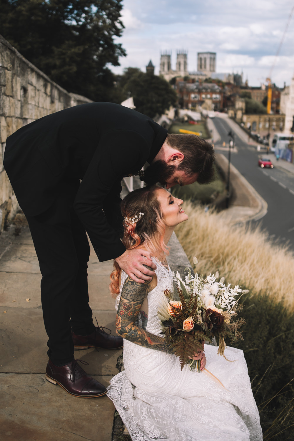 Midweek Weddings Lauren Elliott Photography