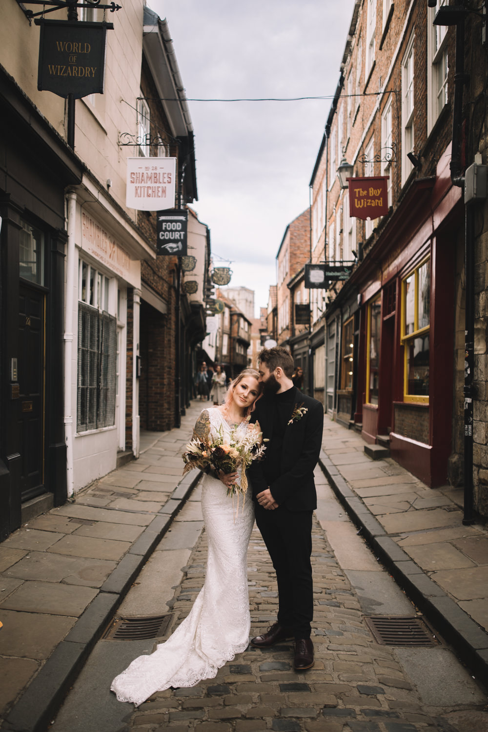 Midweek Weddings Lauren Elliott Photography
